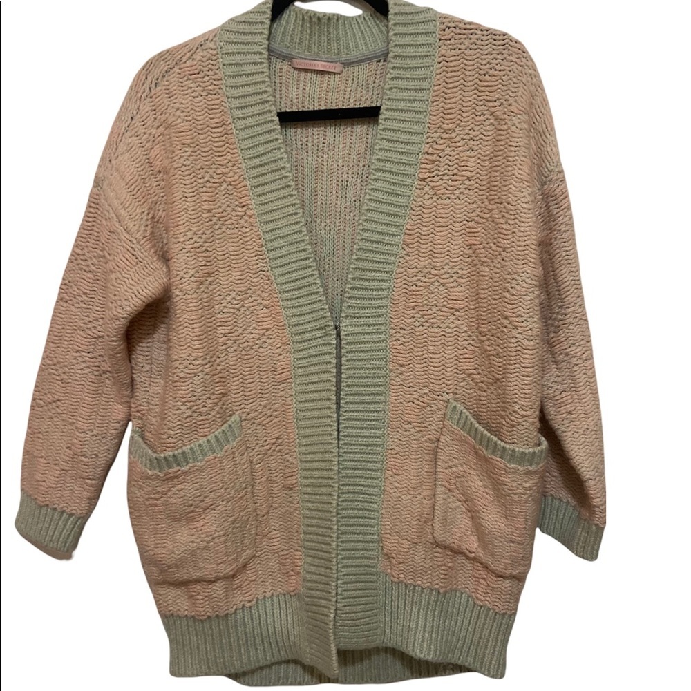Victoria Secret  vintage Chunky Knit long sleeve two tone cardigan.
